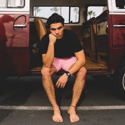 Profile Picture of Joe Lak (@laknload) on Twitter