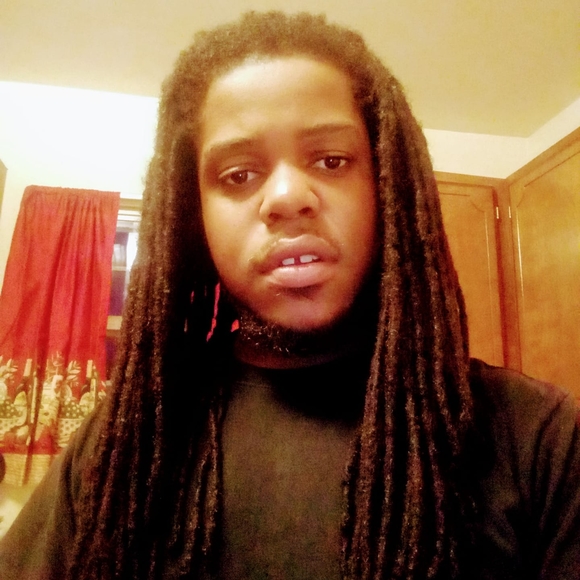 Profile Picture of Keith Addy (@kahlemarmstrong) on Poshmark