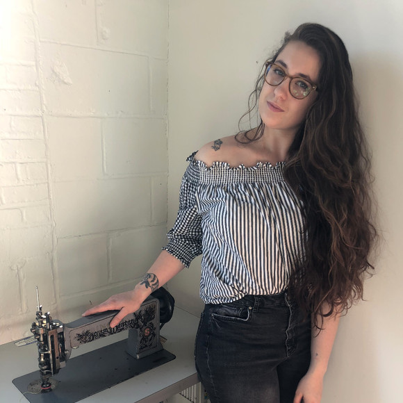 Profile Picture of Amelia Fitch (@goodygreat) on Poshmark