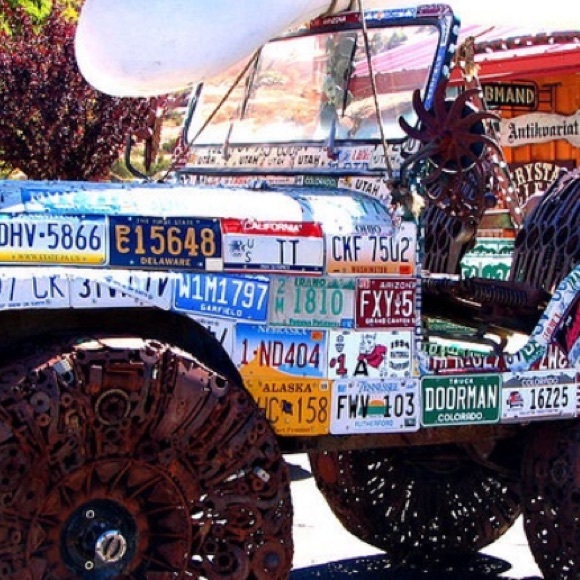 Profile Picture of Kim Isaacs (@sami1357) on Poshmark