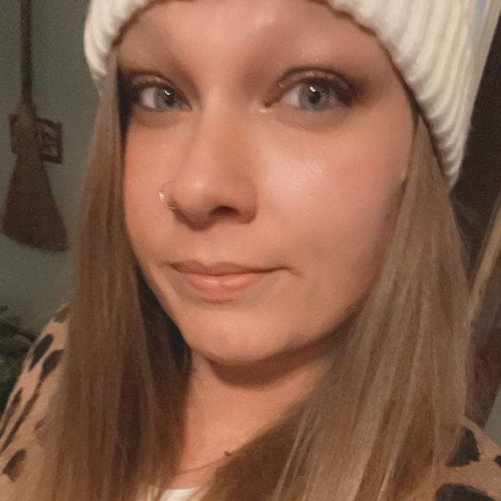 Profile Picture of Erica Czewski (@ericaczewski) on Tiktok