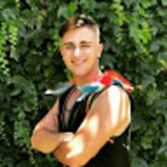 Profile Picture of Lucas Fernandez (@lukifern) on Poshmark