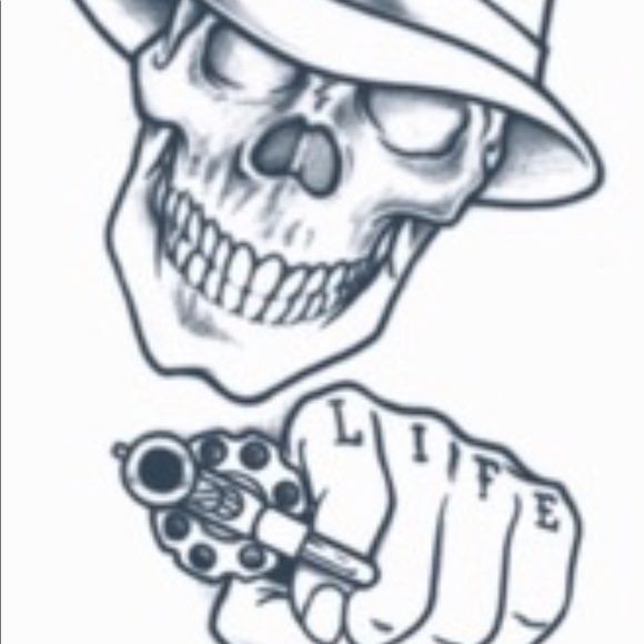 Profile Picture of Stephen Rivera (@gs_sav) on Poshmark