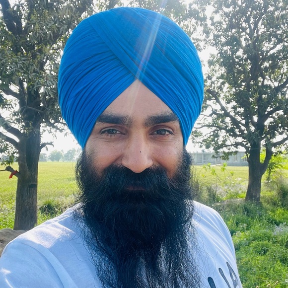 Profile Picture of Gurdial Singh (@gurdial_singh) on Poshmark