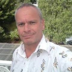 Profile Picture of Tim Jago (@sandinmydrink) on Twitter