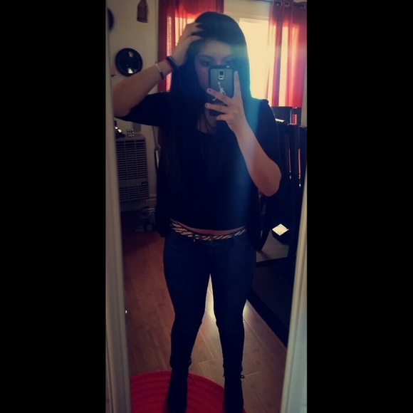 Profile Picture of Kemberly Garcia (@kembizx) on Poshmark