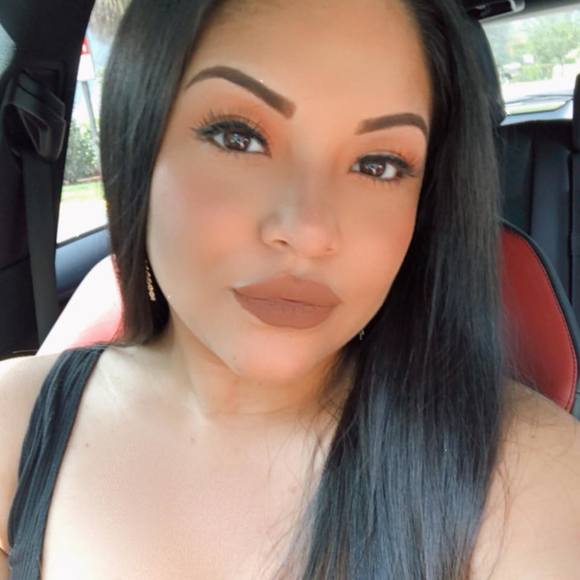 Profile Picture of Maria f. Zegarra (@mariazegarra) on Poshmark
