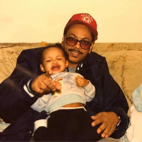 Profile Picture of Reina Martin (@chazlique18) on Poshmark