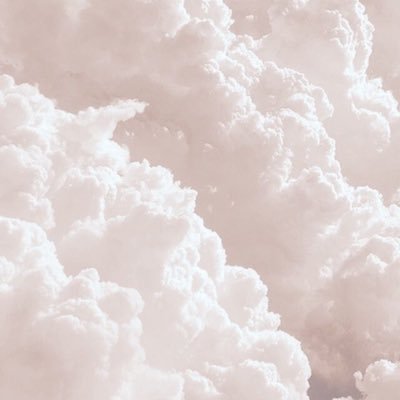 Profile Picture of Maë_iyki (@MaelyaPillault) on Twitter