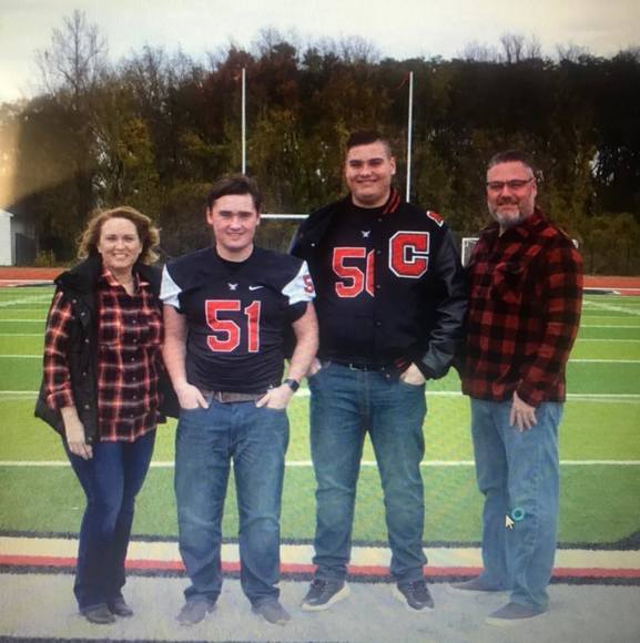 Profile Picture of Evan Lay (@evanlay0409) on Poshmark