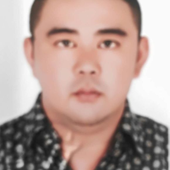 Profile Picture of Yongbin Xie (@yongbinxie) on Poshmark