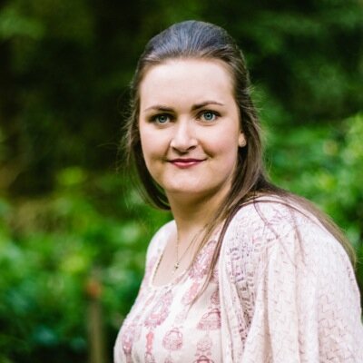 Profile Picture of Louise Craven (@louisee86) on Twitter