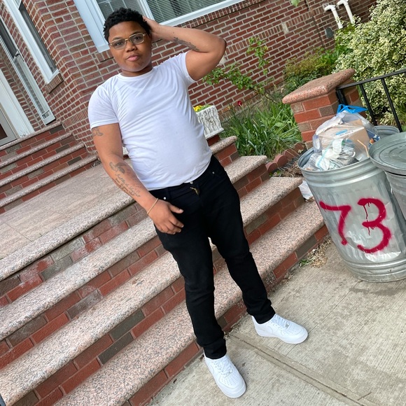 Profile Picture of Tyler Hannah (@tyler_hannah) on Poshmark