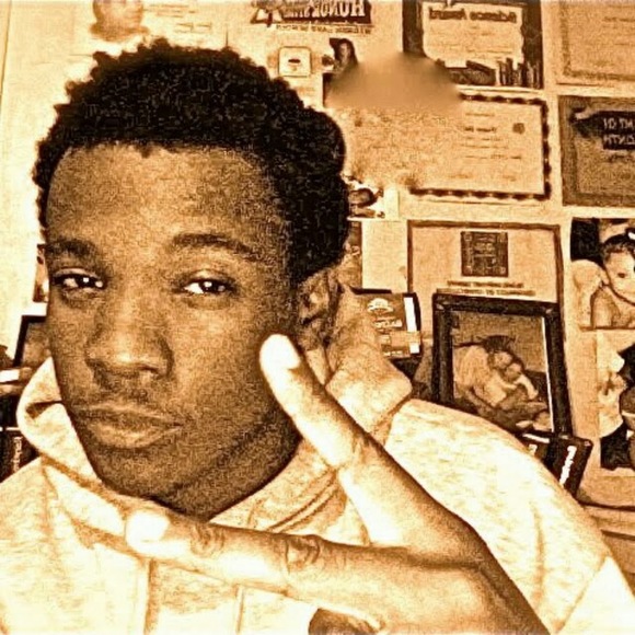 Profile Picture of David Busby jr. (@nonregular) on Poshmark