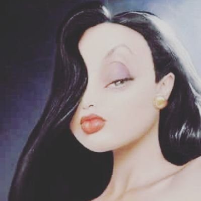 Profile Picture of Shiny💅🏻💰 (@driannnnna) on Twitter