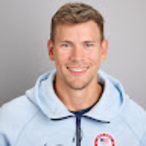 Profile Picture of Henry Hollingsworth (@henryholling100) on Poshmark