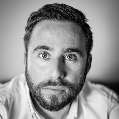 Profile Picture of Jonathan Hibbard (@murmurmusic) on Twitter