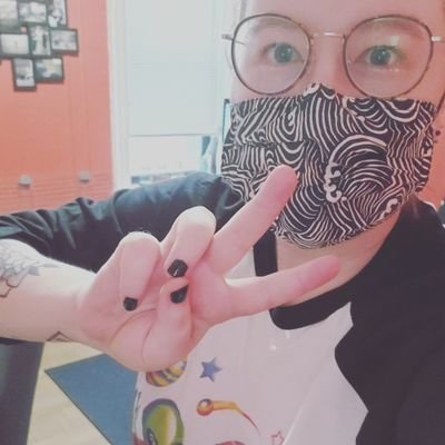 Profile Picture of Catherine Thomas  🏳️‍🌈 (@csthomas25) on Twitter