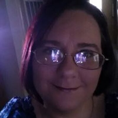 Profile Picture of Stacey Leslie (@2428Lil) on Twitter