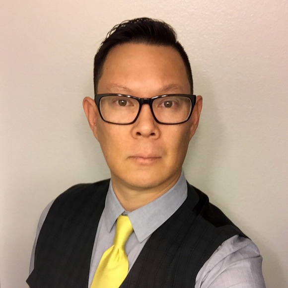 Profile Picture of James Cox (@grashopanet) on Poshmark