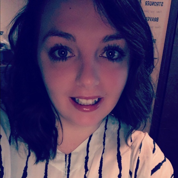 Profile Picture of Brianna Mettler (@bmettler924) on Poshmark