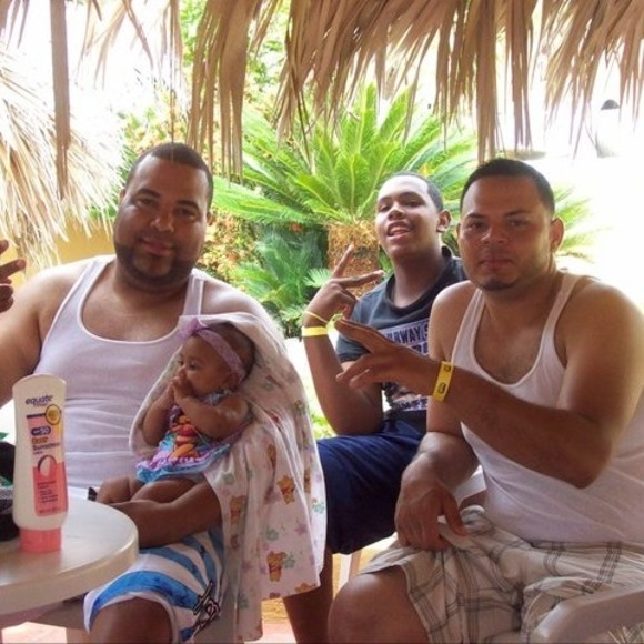 Profile Picture of Carlos Alejo (@chavo031) on Poshmark