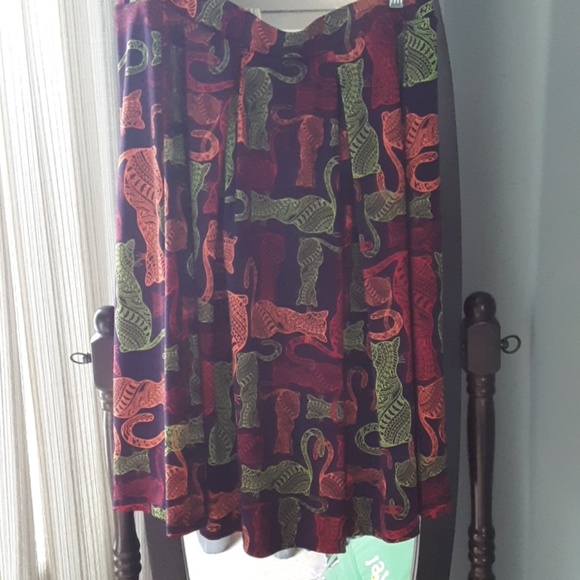 Profile Picture of Marie Ryan (@marieryan216) on Poshmark