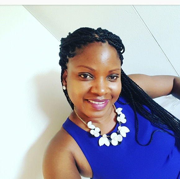 Profile Picture of Abigail Croal (@azariabelle) on Poshmark