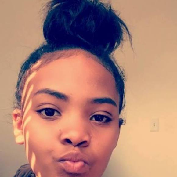 Profile Picture of Shaquanda Stith (@quandaboo) on Poshmark