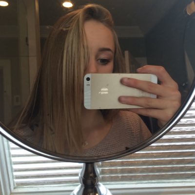 Profile Picture of Natalie Carroll (@natcarrolll) on Twitter