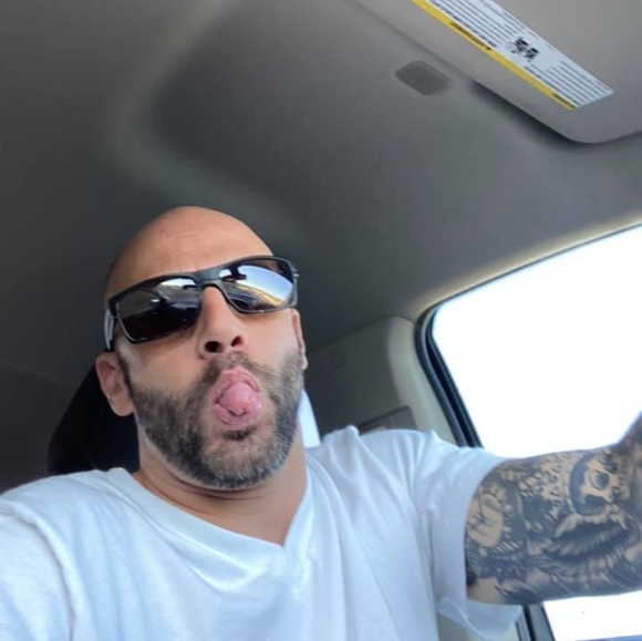 Profile Picture of Jimmy Farriella (@jimmythejimz) on Poshmark