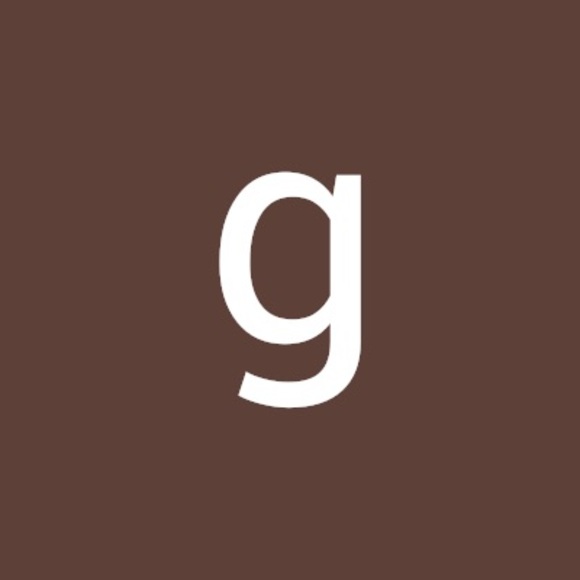 Profile Picture of Gabby Cordeiro (@cordeirogabby9) on Poshmark
