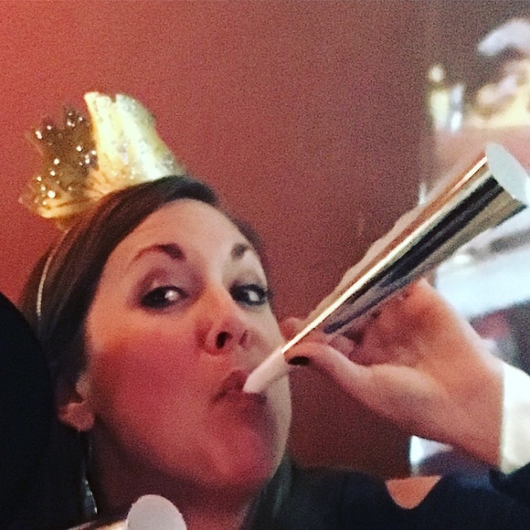 Profile Picture of Erica Worden (@e_worden32) on Poshmark