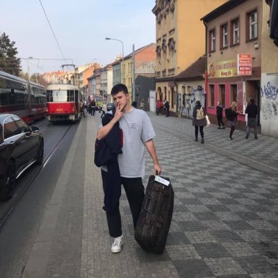 Profile Picture of Lemon Pledge (@Conor_SmallLAD) on Twitter