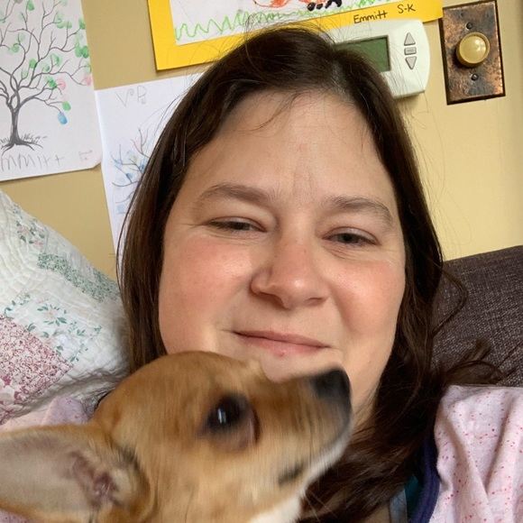 Profile Picture of Kate Ramsey (@kateramsey680) on Poshmark