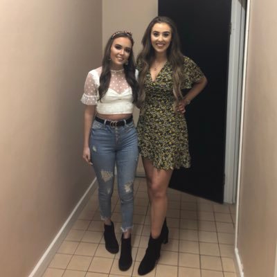 Profile Picture of Chloe Jameson (@ChloeJameson98) on Twitter