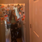 Profile Picture of Julia Warren (@juliawarren2041) on Youtube