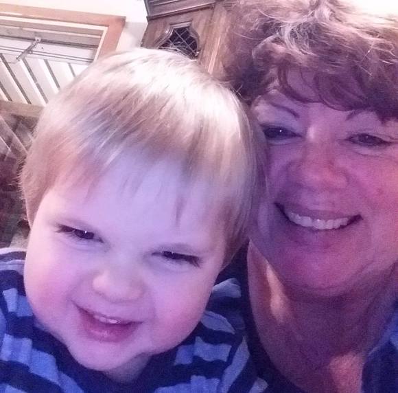 Profile Picture of Lezlie Gover (@bobldg) on Poshmark