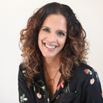 Profile Picture of Amanda DeVries RGD (@adevriescreative) on Instagram