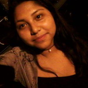 Profile Picture of Anna Acevedo (@annaacevedo621) on Twitter