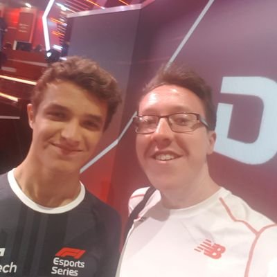 Profile Picture of Nathan Moore 🇬🇧 (@_Moorso_) on Twitter