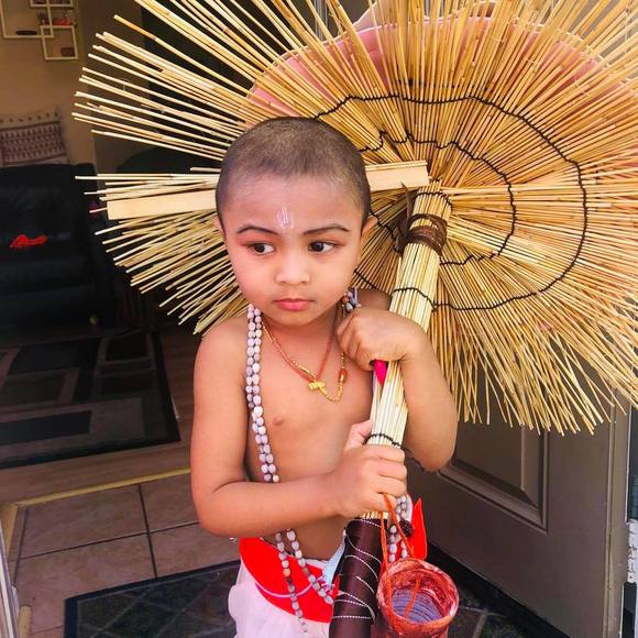 Milan Milan - Poshmark Profile Picture of Milan Milan (@lumirak) on Poshmark