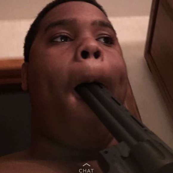 Profile Picture of Carson Svee (@carsonsvee) on Poshmark