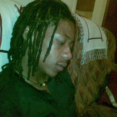 Profile Picture of Sir Blunts (@TumisangEd) on Twitter