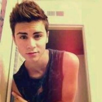 Profile Picture of Zach Carlton (@Zach_Carlton_) on Twitter