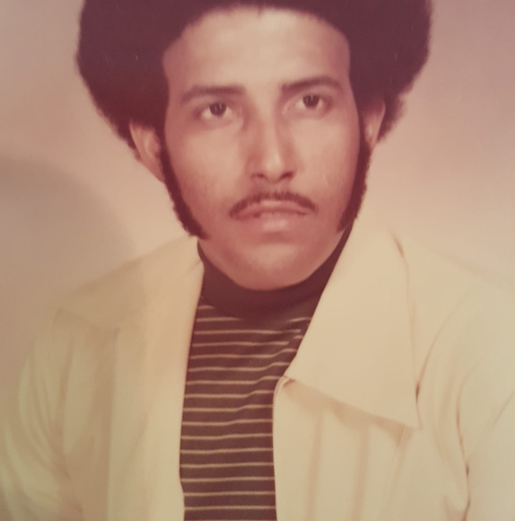 Al Bouise - Poshmark Profile Picture of Al Bouise (@acbouise) on Poshmark