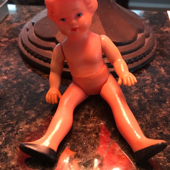 Profile Picture of Joanne Gregory (@joannepie) on Poshmark