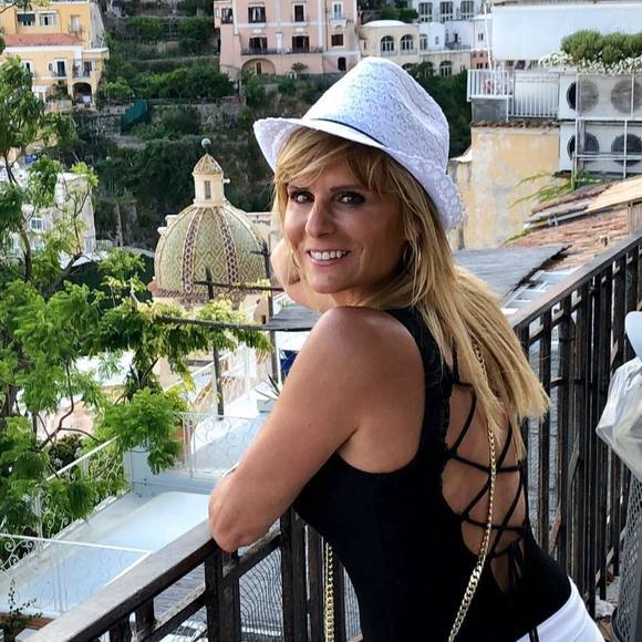 Profile Picture of Lisa Gadzinski (@lgadzinski) on Poshmark