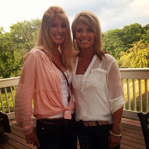 Profile Picture of Brandi Jones (@brandijones2010) on Poshmark