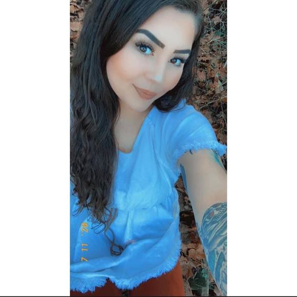 Profile Picture of Alexandra Valentine (@jadey2cute) on Poshmark